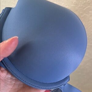 Pink Victoria Secret T shirt Bra (new without tags)